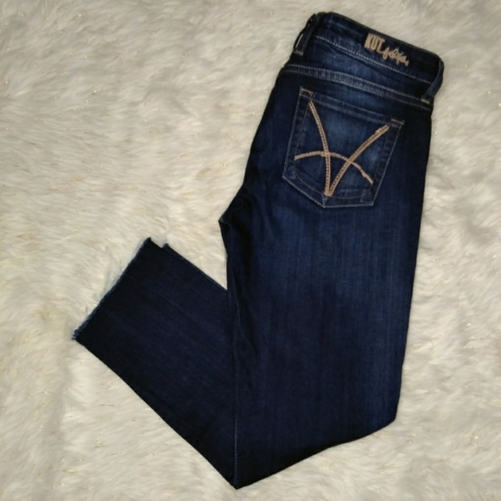 Kut From The Kloth Catherine Boyfriend Cut Offs.